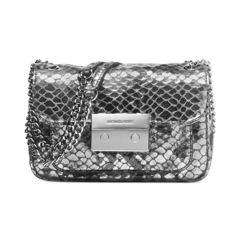michael kors clitch